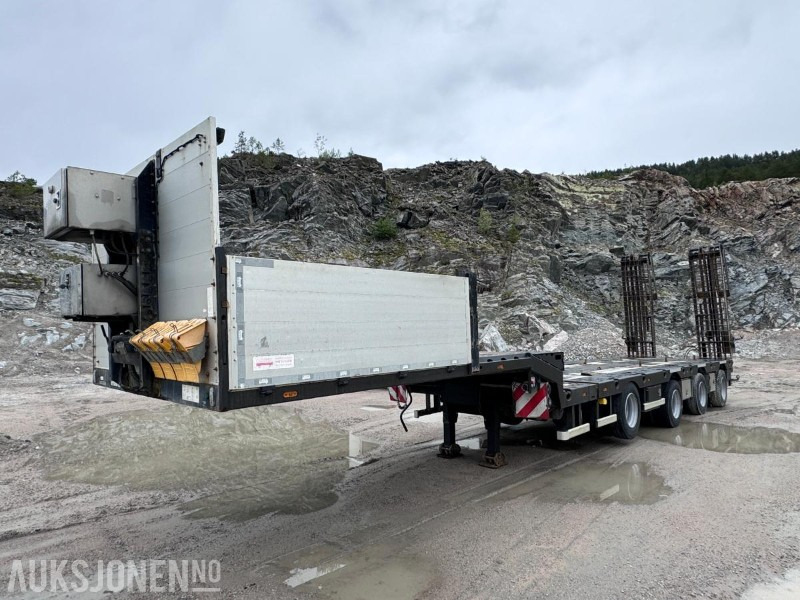 2019 Carnehl CSTV 40-60 - 4 akslet maskinsemi - Manuelt uttrekk - Hydraulisk bredding - Støttelabber bak - Fjernstyring - Prikolica: slika 1 2019 Carnehl CSTV 40-60 - 4 akslet maskinsemi - Manuelt uttrekk - Hydraulisk bredding - Støttelabber bak - Fjernstyring - Prikolica: slika 1