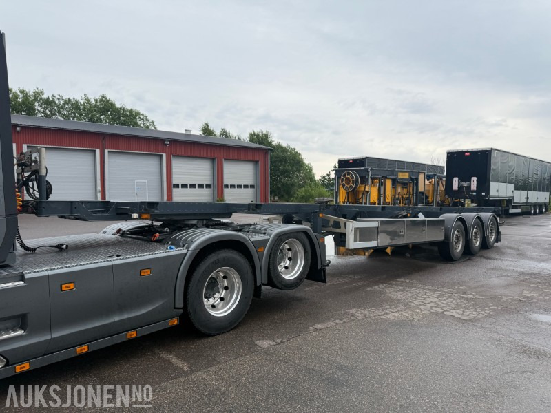 Vang SHSL 111 C 3-akslet containerchassis - Prikolica: slika 1 Vang SHSL 111 C 3-akslet containerchassis - Prikolica: slika 1