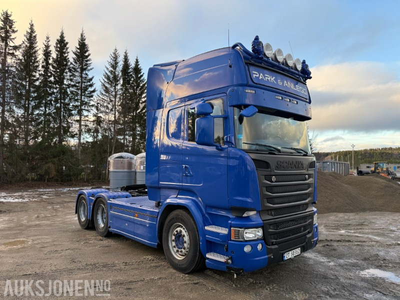 2015 Scania R-serie 6x4 Påkostet - Brøyterigget - Tipphydraulikk - Sprederhydraulikk - 675 643km - Tegljač: slika 3 2015 Scania R-serie 6x4 Påkostet - Brøyterigget - Tipphydraulikk - Sprederhydraulikk - 675 643km - Tegljač: slika 3