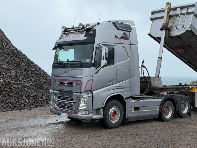 2018 Volvo 540 6x4 - Hydraulikk - I Shift - Tegljač: slika 1 2018 Volvo 540 6x4 - Hydraulikk - I Shift - Tegljač: slika 1