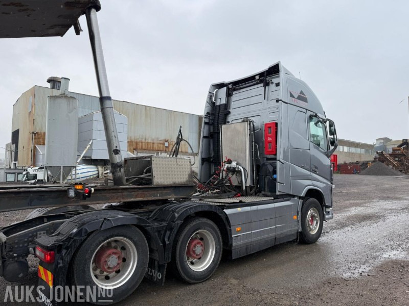 2018 Volvo 540 6x4 - Hydraulikk - I Shift - Tegljač: slika 5 2018 Volvo 540 6x4 - Hydraulikk - I Shift - Tegljač: slika 5