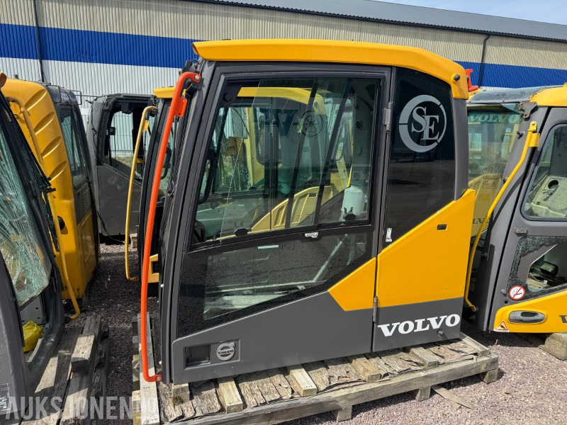 Volvo Førerhus til EC140E, EC160E, EC180E, EW160E, EWR150E, EWR170E - Građevinska oprema: slika 1 Volvo Førerhus til EC140E, EC160E, EC180E, EW160E, EWR150E, EWR170E - Građevinska oprema: slika 1