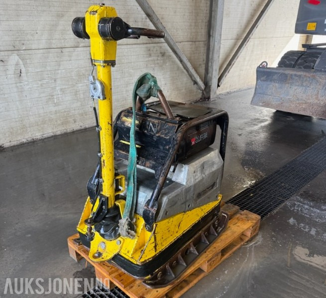 Wacker Supra Vibroplate - Valjak: slika 1 Wacker Supra Vibroplate - Valjak: slika 1