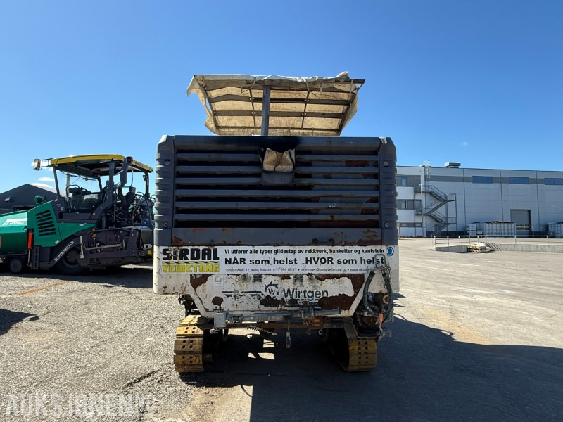 Wirtgen SP25 Glidestøpemaskin - 11688 Arbeidstimer - 118kW/158HP - Građevinska oprema: slika 5 Wirtgen SP25 Glidestøpemaskin - 11688 Arbeidstimer - 118kW/158HP - Građevinska oprema: slika 5