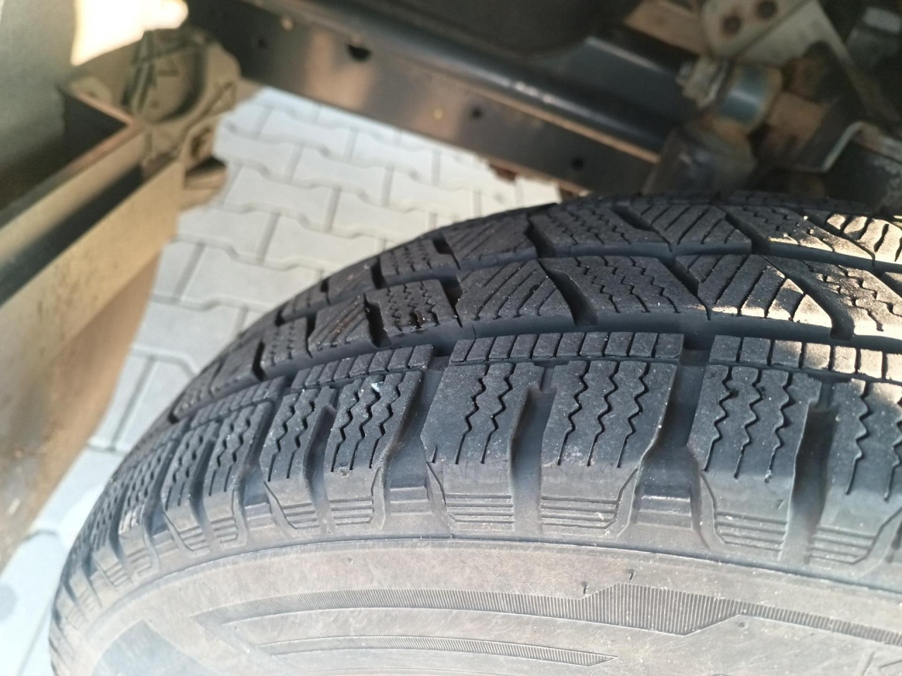 IVECO Daily 50C16 H - Dostavno vozilo hladnjača: slika 3 IVECO Daily 50C16 H - Dostavno vozilo hladnjača: slika 3