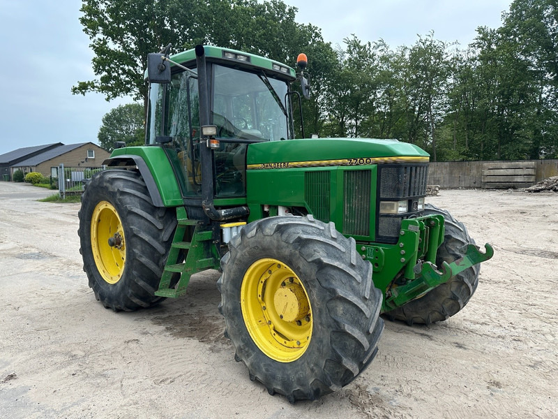 John Deere 7700 PowerQuad - Front linkage - Traktor: slika 2 John Deere 7700 PowerQuad - Front linkage - Traktor: slika 2