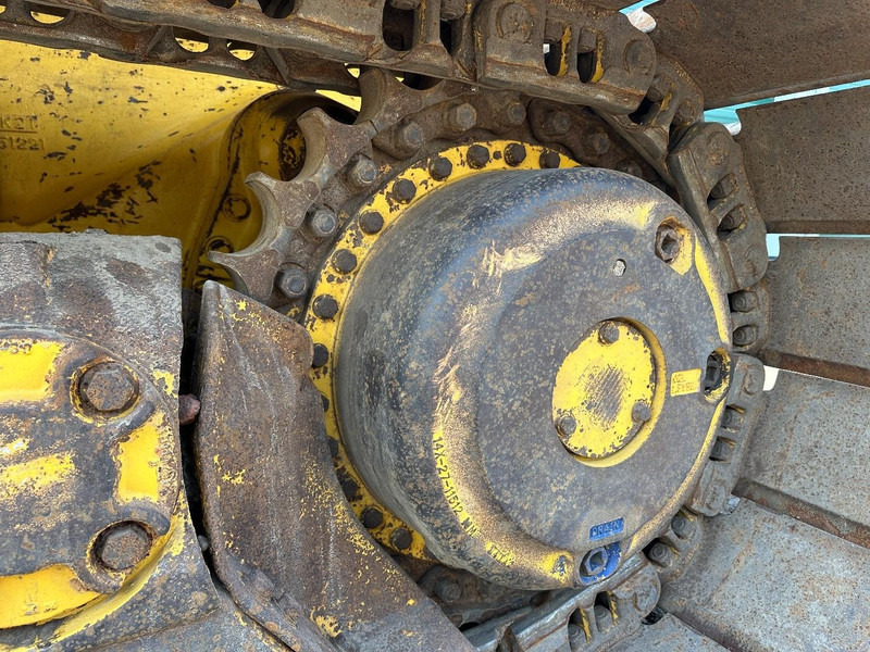 Buldožer Komatsu D65PX-16 Trimble 3D GPS System - Foldable blade: slika 8 Buldožer Komatsu D65PX-16 Trimble 3D GPS System - Foldable blade: slika 8