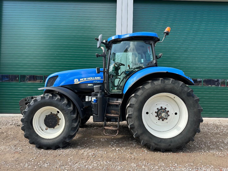 New Holland T7.250 Power Command - Traktor: slika 3 New Holland T7.250 Power Command - Traktor: slika 3