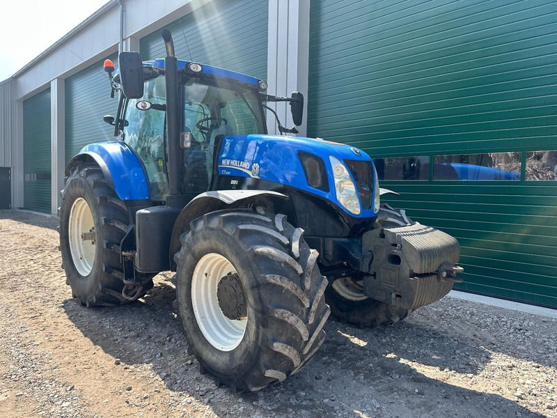 New Holland T7.250 Power Command - Traktor: slika 2 New Holland T7.250 Power Command - Traktor: slika 2