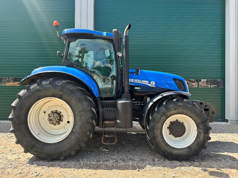 New Holland T7.250 Power Command - Traktor: slika 4 New Holland T7.250 Power Command - Traktor: slika 4
