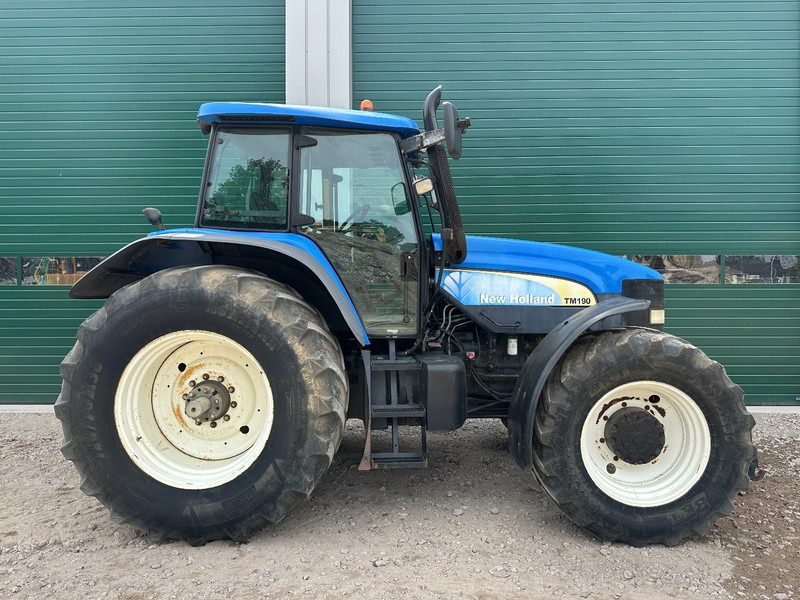 New Holland TM 190 - Traktor: slika 4 New Holland TM 190 - Traktor: slika 4