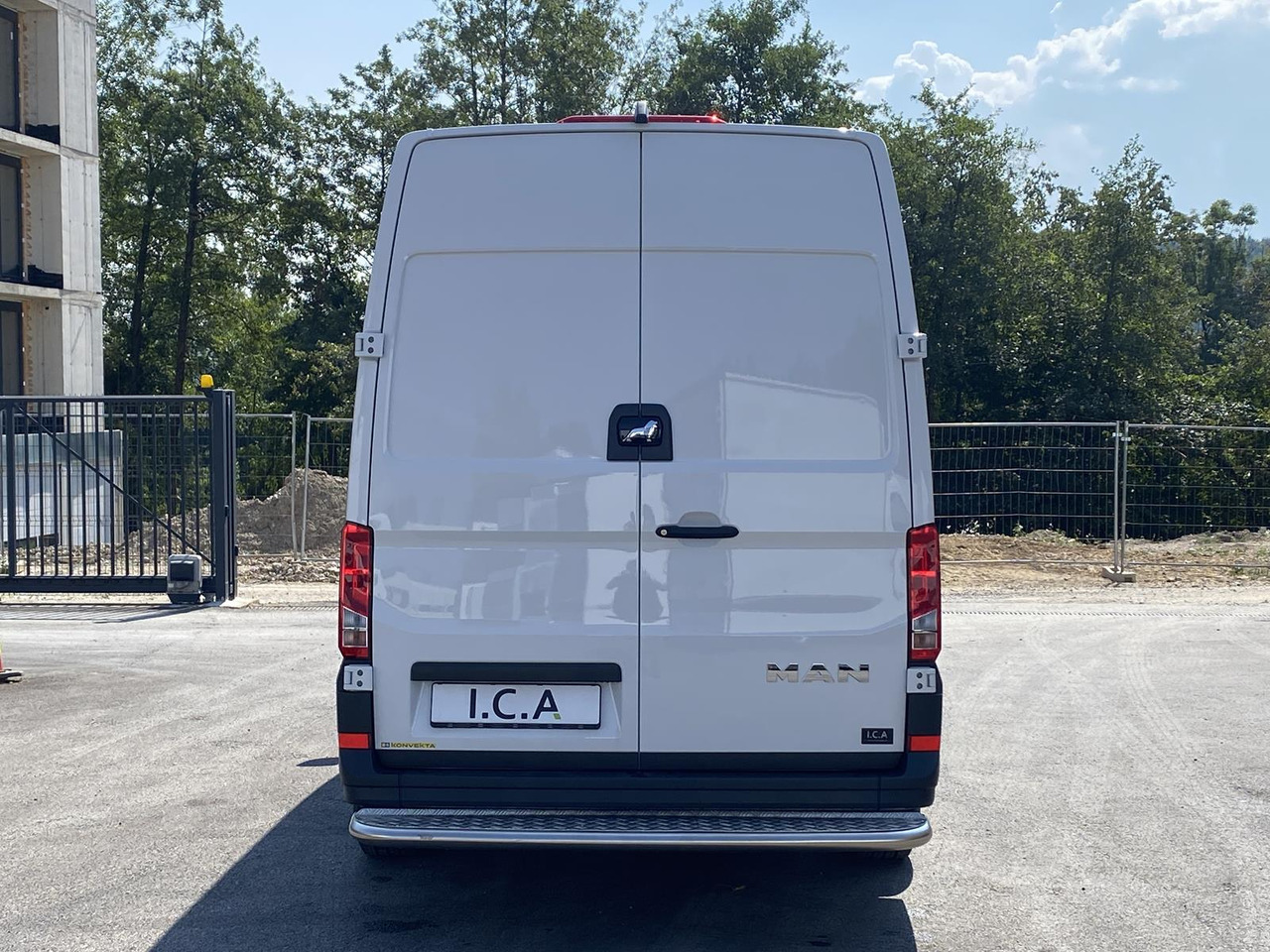Dostavno vozilo hladnjača novi MAN TGE 3.140 L3H3 140PS RS3640mm/ FRISCHDIENST BIS 0 + KONVEKTA UNDERMODE: slika 12