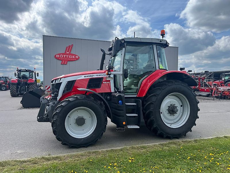 Massey Ferguson MF 6S145 Dyna-VT - Traktor: slika 1 Massey Ferguson MF 6S145 Dyna-VT - Traktor: slika 1