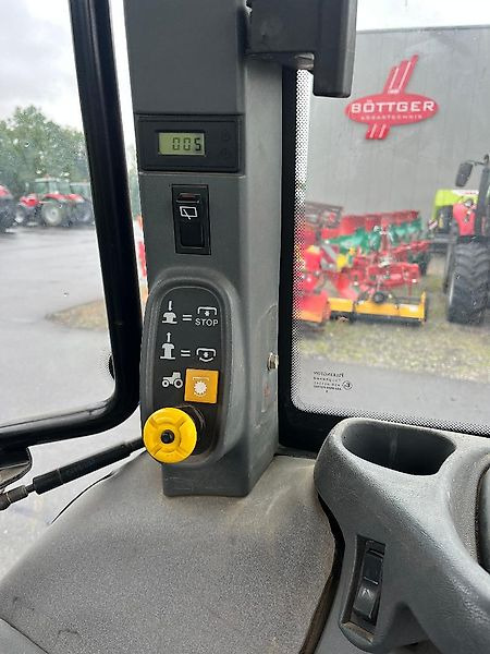 Traktor New Holland TS 115: slika 12