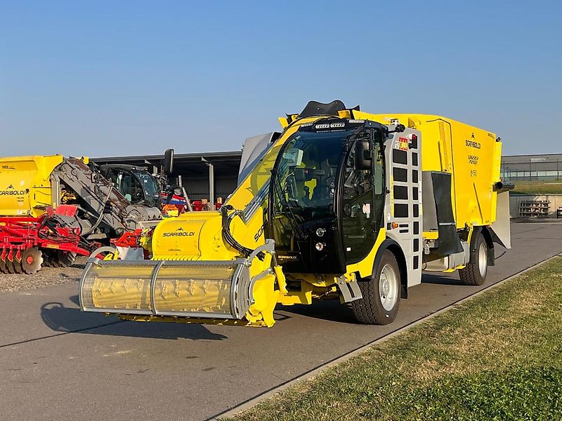 Sgariboldi Grizzly 7120-2 - Prikolica za mešanje stočne hrane: slika 2 Sgariboldi Grizzly 7120-2 - Prikolica za mešanje stočne hrane: slika 2