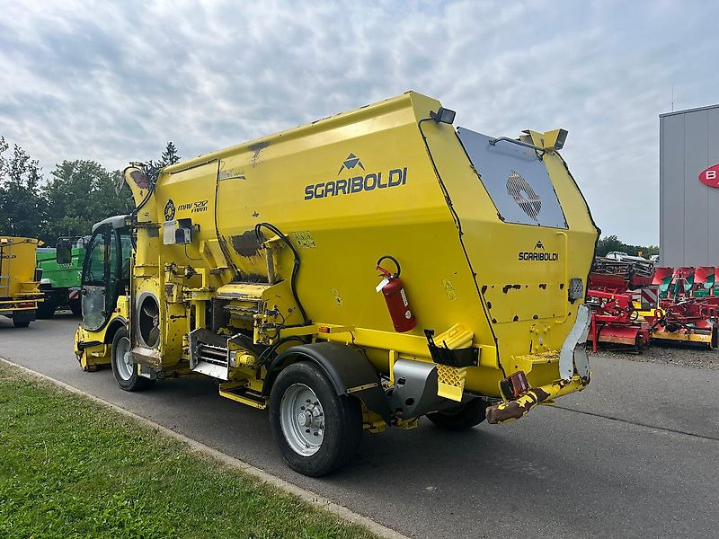 Sgariboldi MAV 5217 4-WS - Prikolica za mešanje stočne hrane: slika 4 Sgariboldi MAV 5217 4-WS - Prikolica za mešanje stočne hrane: slika 4