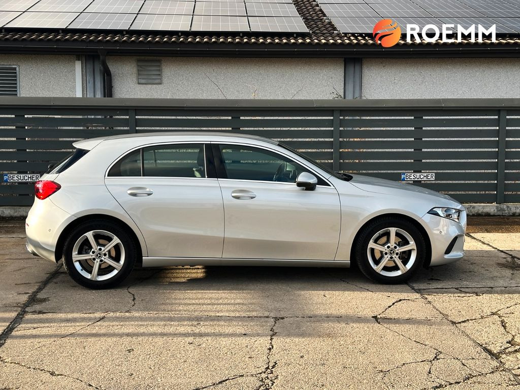 Mercedes-Benz A -Klasse A 200*Tacho Digital*Spurhalteassistent - Limuzina: slika 4 Mercedes-Benz A -Klasse A 200*Tacho Digital*Spurhalteassistent - Limuzina: slika 4