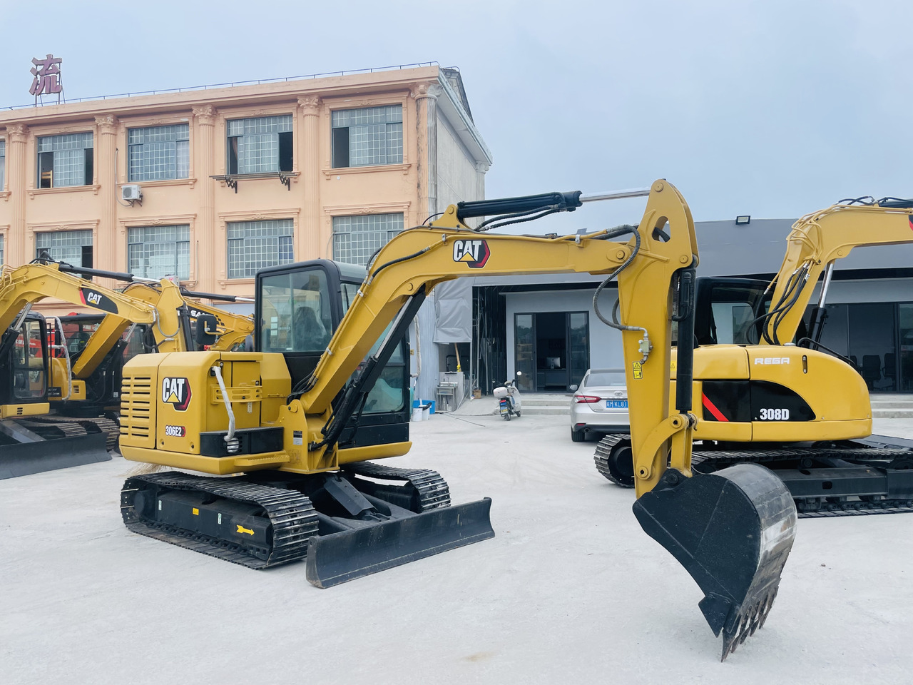 Caterpillar 306 Used Excavator CAT306E 6 Ton Komatsu PC56 Doosan DX60 Hyundai 60 Sany SY60 Kubota KX183 Crawler Excavators on Hot Sale - Bager guseničar: slika 5 Caterpillar 306 Used Excavator CAT306E 6 Ton Komatsu PC56 Doosan DX60 Hyundai 60 Sany SY60 Kubota KX183 Crawler Excavators on Hot Sale - Bager guseničar: slika 5