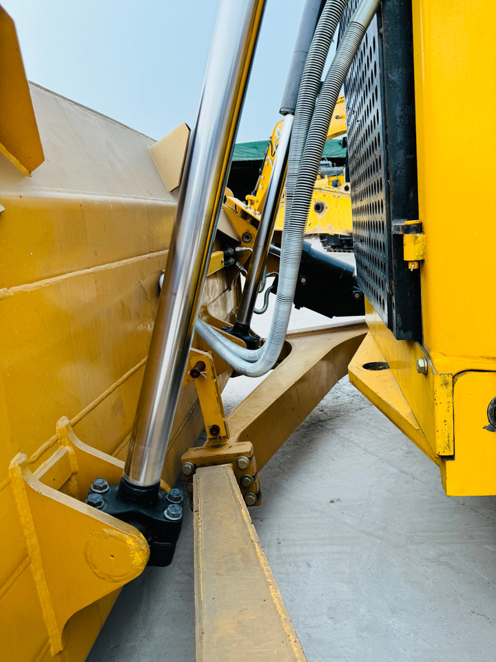 Buldožer Caterpillar D8R Used Bulldozer CAT D6G D6H D7G D7R D7E D8T D9R D10R Secondhand Dozer in High Quality: slika 12