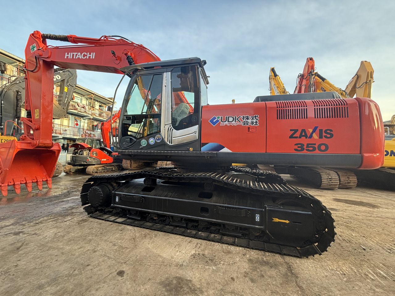 Hitachi ZX350 Used Excavator 35 Ton Crawler Hydraulic Secondhand Excavators Komatsu PC350 Caterpillar 336D2 Doosan DX300 dx420 Secondhand Excavators for Sale - Bager guseničar: slika 2 Hitachi ZX350 Used Excavator 35 Ton Crawler Hydraulic Secondhand Excavators Komatsu PC350 Caterpillar 336D2 Doosan DX300 dx420 Secondhand Excavators for Sale - Bager guseničar: slika 2