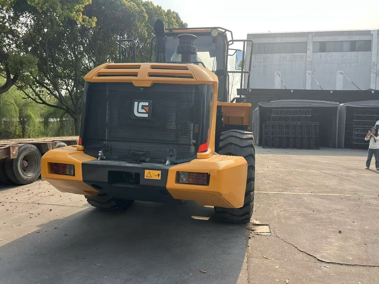 Liugong CLG 856H used wheel loader with cummins engine - Utovarivač točkaš: slika 4 Liugong CLG 856H used wheel loader with cummins engine - Utovarivač točkaš: slika 4