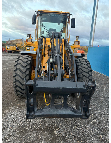 Volvo L70E - Utovarivač točkaš: slika 4 Volvo L70E - Utovarivač točkaš: slika 4