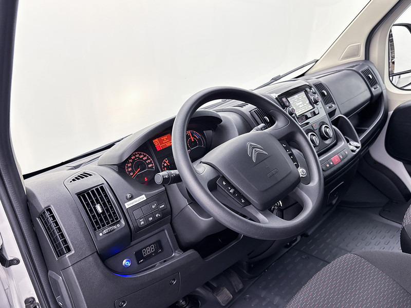 Citroën e-Jumper 435 L3 Club 75 kWh Bakwagen 270km actieradius Navigatie Bindrails Meubelbak - Dostavno vozilo sa zatvorenim sandukom, Električno dostavno vozilo: slika 5 Citroën e-Jumper 435 L3 Club 75 kWh Bakwagen 270km actieradius Navigatie Bindrails Meubelbak - Dostavno vozilo sa zatvorenim sandukom, Električno dostavno vozilo: slika 5