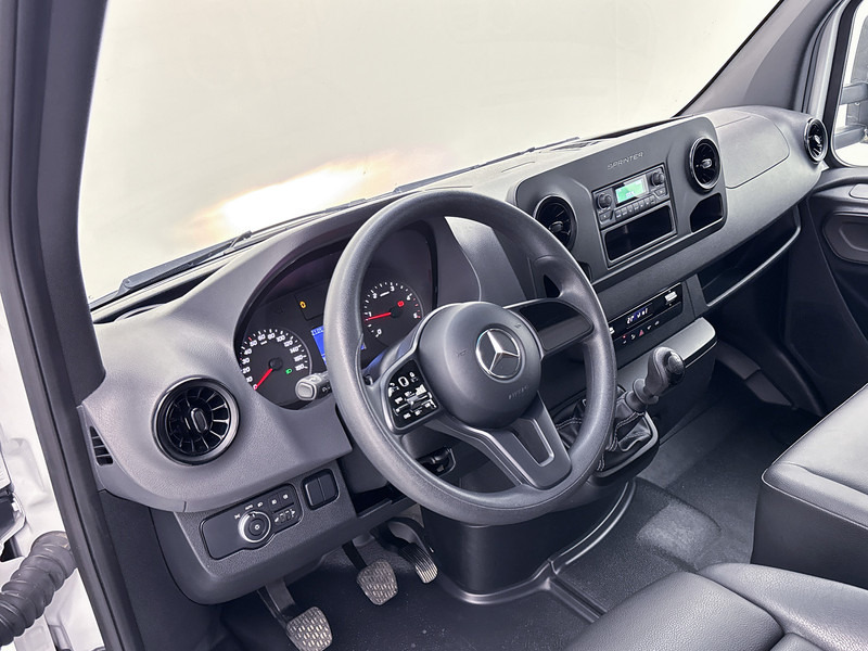 Mercedes-Benz Sprinter 316 2.2 CDI Bakwagen Meubelbak met Laadklep Cruise Control - Dostavno vozilo sa zatvorenim sandukom: slika 4 Mercedes-Benz Sprinter 316 2.2 CDI Bakwagen Meubelbak met Laadklep Cruise Control - Dostavno vozilo sa zatvorenim sandukom: slika 4