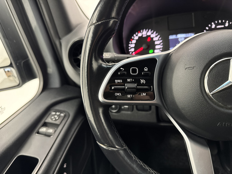 Furgon Mercedes-Benz Sprinter 519 3.0 CDI L3H2 V6 Led koplampen 360 camera systeem Trekhaak Navigatie Dubbel lucht: slika 11 Furgon Mercedes-Benz Sprinter 519 3.0 CDI L3H2 V6 Led koplampen 360 camera systeem Trekhaak Navigatie Dubbel lucht: slika 11