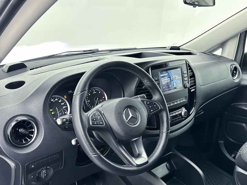 Mercedes-Benz Vito 114 CDI Lang Trekhaak LED Apple Carplay/Android Auto Achteruitrijcamera Cruise Control Betimmering - Mali kombi: slika 4 Mercedes-Benz Vito 114 CDI Lang Trekhaak LED Apple Carplay/Android Auto Achteruitrijcamera Cruise Control Betimmering - Mali kombi: slika 4