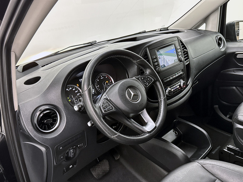Mercedes-Benz Vito 116 CDI Lang DC 2x Schuifdeur Dubbele Cabine Adaptieve Cruise Control Climate Control Stoelverwarming - Mali kombi: slika 4 Mercedes-Benz Vito 116 CDI Lang DC 2x Schuifdeur Dubbele Cabine Adaptieve Cruise Control Climate Control Stoelverwarming - Mali kombi: slika 4