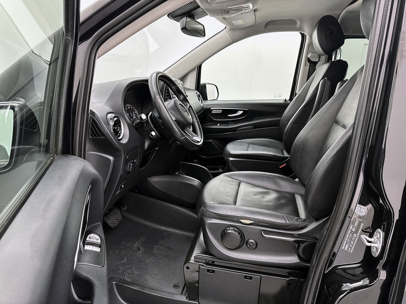 Mercedes-Benz Vito 116 CDI Lang DC 2x Schuifdeur Dubbele Cabine Adaptieve Cruise Control Climate Control Stoelverwarming - Mali kombi: slika 5 Mercedes-Benz Vito 116 CDI Lang DC 2x Schuifdeur Dubbele Cabine Adaptieve Cruise Control Climate Control Stoelverwarming - Mali kombi: slika 5