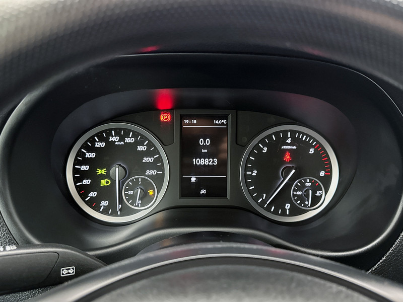 Mercedes-Benz Vito 116 CDI Lang Navigatie Camera + sensoren Cruise control Trekhaak Cruise control - Mali kombi: slika 5 Mercedes-Benz Vito 116 CDI Lang Navigatie Camera + sensoren Cruise control Trekhaak Cruise control - Mali kombi: slika 5