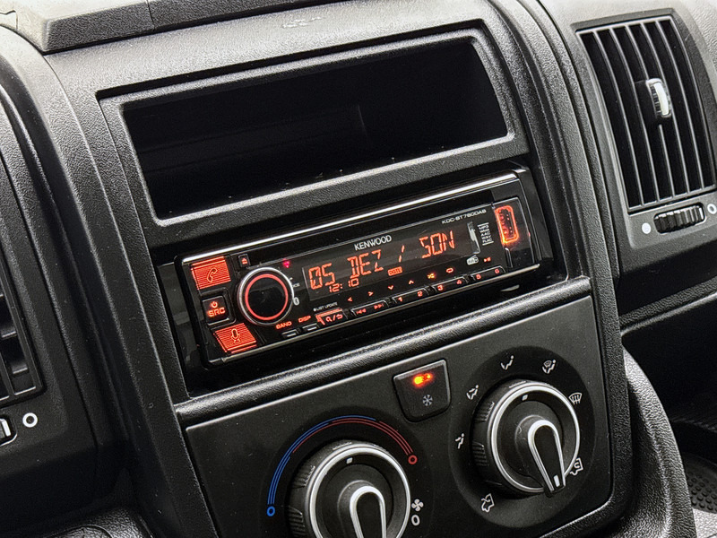 Dostavno vozilo sa zatvorenim sandukom Opel Movano 2.2D 140pk Bakwagen met Laadklep Cruise Control Meubelbak Airco: slika 8