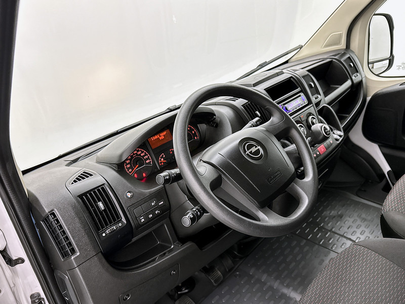 Opel Movano 2.2D 140pk Meubelbak Bakwagen met Laadklep Achteruitrijcamera Cruise Control - Dostavno vozilo sa zatvorenim sandukom: slika 5 Opel Movano 2.2D 140pk Meubelbak Bakwagen met Laadklep Achteruitrijcamera Cruise Control - Dostavno vozilo sa zatvorenim sandukom: slika 5