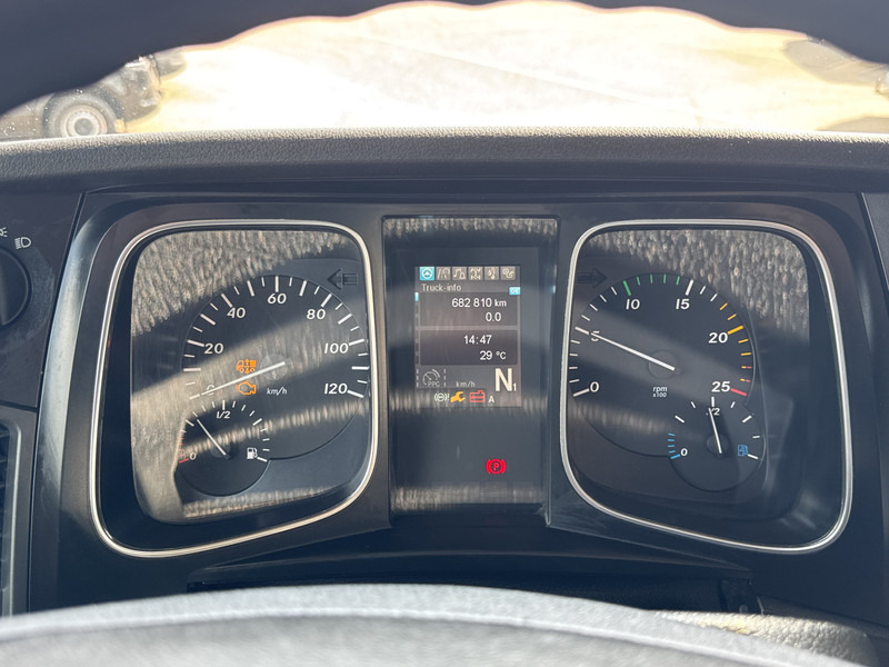 Mercedes-Benz ACTROS 1848 LS GIGASPACE Lowliner - Tegljač: slika 5 Mercedes-Benz ACTROS 1848 LS GIGASPACE Lowliner - Tegljač: slika 5