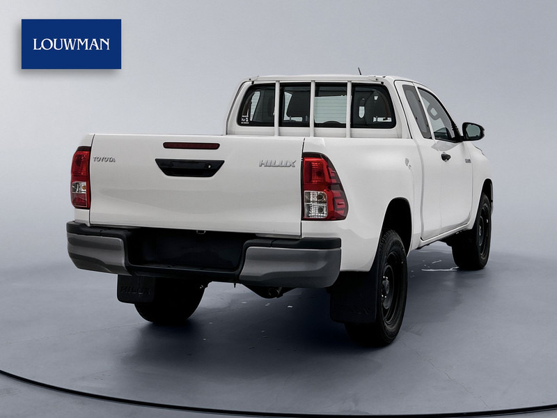 Toyota Hilux 2.4 D-4D Comfort 4x4 Xtra Cab NIEUW 3500KG Trekgewicht Cruise Control Airco - Pikap: slika 2 Toyota Hilux 2.4 D-4D Comfort 4x4 Xtra Cab NIEUW 3500KG Trekgewicht Cruise Control Airco - Pikap: slika 2