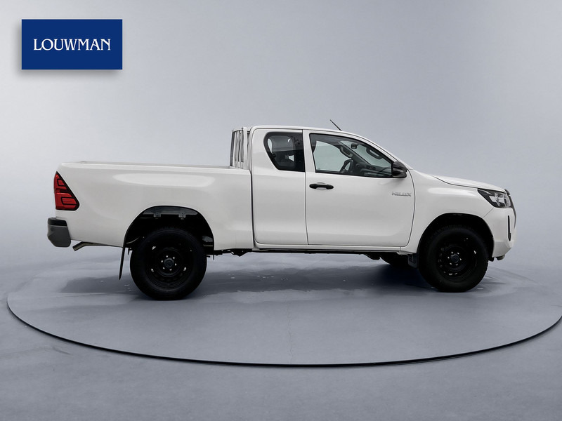 Toyota Hilux 2.4 D-4D Comfort 4x4 Xtra Cab NIEUW 3500KG Trekgewicht Cruise Control Airco - Pikap: slika 3 Toyota Hilux 2.4 D-4D Comfort 4x4 Xtra Cab NIEUW 3500KG Trekgewicht Cruise Control Airco - Pikap: slika 3
