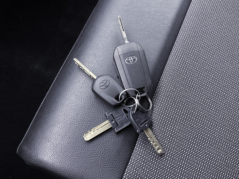 Mali kombi Toyota ProAce Worker 1.6 D-4D L2 Cool Comfort Betimmering Airco Sidebars Cruise Control: slika 11
