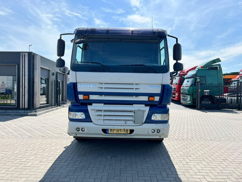 DAF CF 410 8x2 Kraanwagen Kraan Palfinger PK42502 Remote controle / 8x2 - Kamion sa dizalicom: slika 2 DAF CF 410 8x2 Kraanwagen Kraan Palfinger PK42502 Remote controle / 8x2 - Kamion sa dizalicom: slika 2
