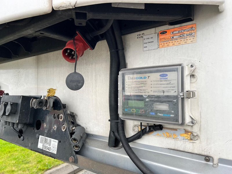 Poluprikolica hladnjače Kögel 3 assige koeloplegger Lift axle / Carrier Vector 1950: slika 5 Poluprikolica hladnjače Kögel 3 assige koeloplegger Lift axle / Carrier Vector 1950: slika 5