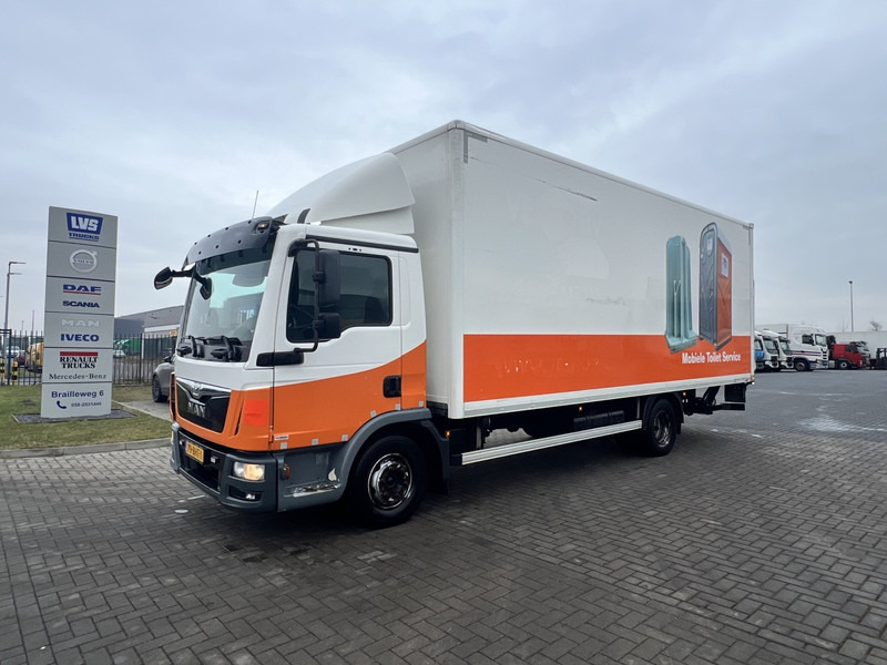 MAN TGL 180 4x2 Bakwagen Dhollandia 1000kg / BOX - Kamion sa zatvorenim sandukom: slika 1 MAN TGL 180 4x2 Bakwagen Dhollandia 1000kg / BOX - Kamion sa zatvorenim sandukom: slika 1