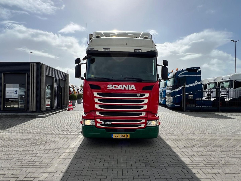 Scania R450 6x2 Highline bakwagen Retarder / Standclma / Full Air / zijdeuren - Kamion sa zatvorenim sandukom: slika 2 Scania R450 6x2 Highline bakwagen Retarder / Standclma / Full Air / zijdeuren - Kamion sa zatvorenim sandukom: slika 2