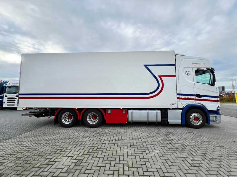 Scania S450 NGT 6x2 Koelwagen Retarder / Dhollandia / Bloenenmaat - Hladnjača: slika 4 Scania S450 NGT 6x2 Koelwagen Retarder / Dhollandia / Bloenenmaat - Hladnjača: slika 4