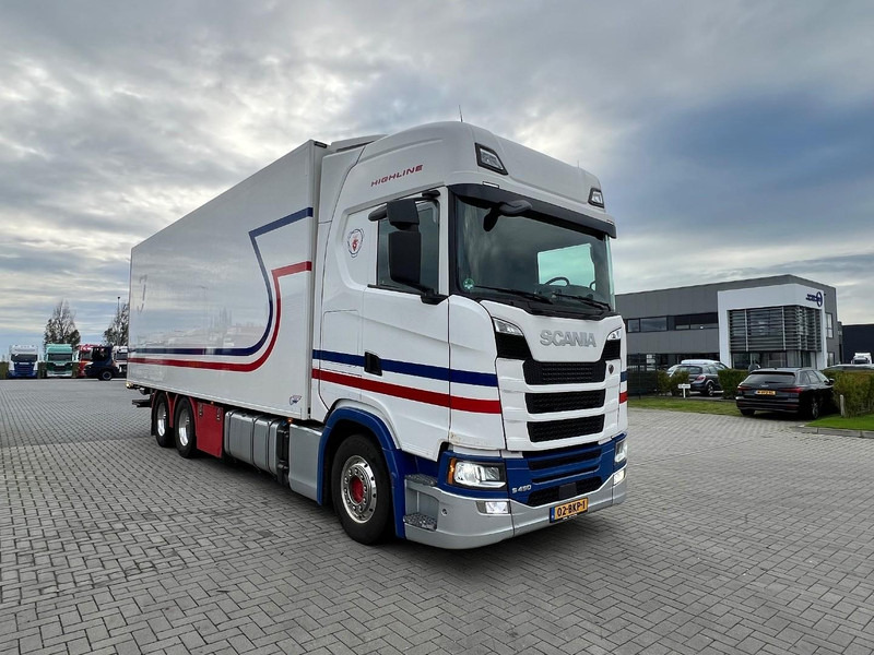 Scania S450 NGT 6x2 Koelwagen Retarder / Dhollandia / Bloenenmaat - Hladnjača: slika 3 Scania S450 NGT 6x2 Koelwagen Retarder / Dhollandia / Bloenenmaat - Hladnjača: slika 3