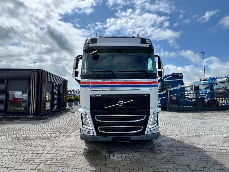 Volvo FH 500 6x2 vla trekker Globetrotter / hydraulic - Tegljač: slika 2 Volvo FH 500 6x2 vla trekker Globetrotter / hydraulic - Tegljač: slika 2