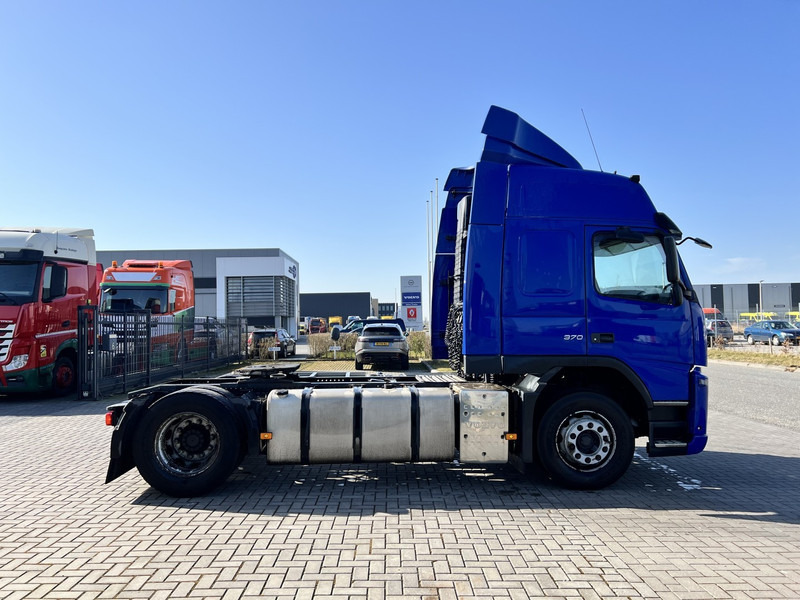 Volvo FM 370 4x2 trekker Globetrotter / Euro 5 /NEW TUV - Tegljač: slika 4 Volvo FM 370 4x2 trekker Globetrotter / Euro 5 /NEW TUV - Tegljač: slika 4