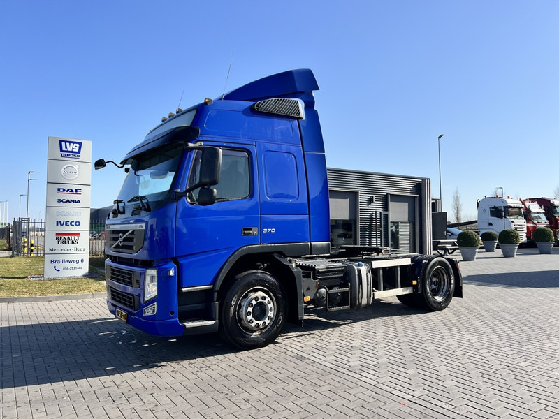 Volvo FM 370 4x2 trekker Globetrotter / Euro 5 /NEW TUV - Tegljač: slika 1 Volvo FM 370 4x2 trekker Globetrotter / Euro 5 /NEW TUV - Tegljač: slika 1