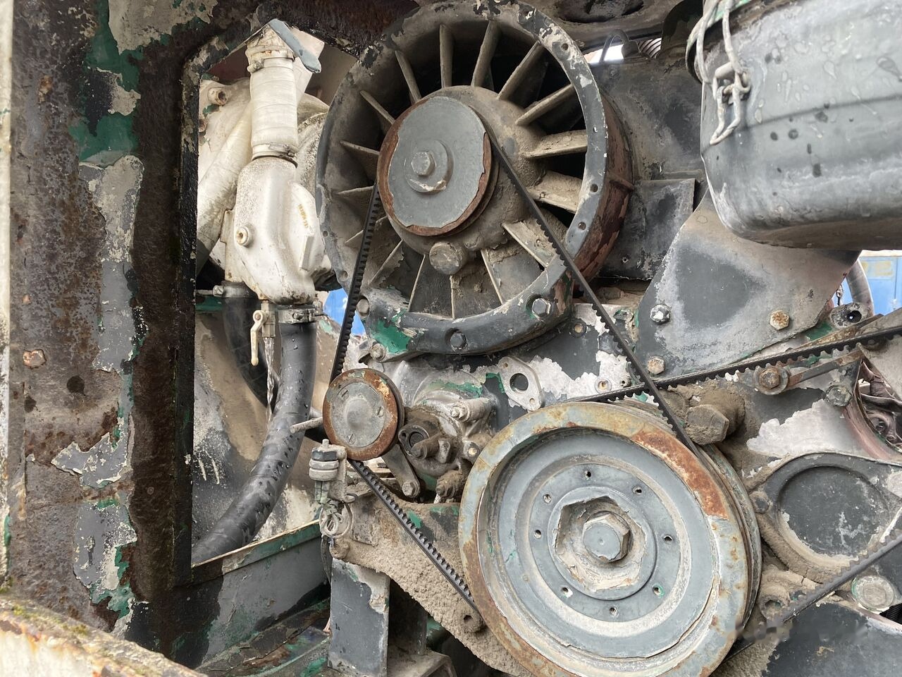 Poluprikolica mikser CIFA: slika 11 Poluprikolica mikser CIFA: slika 11