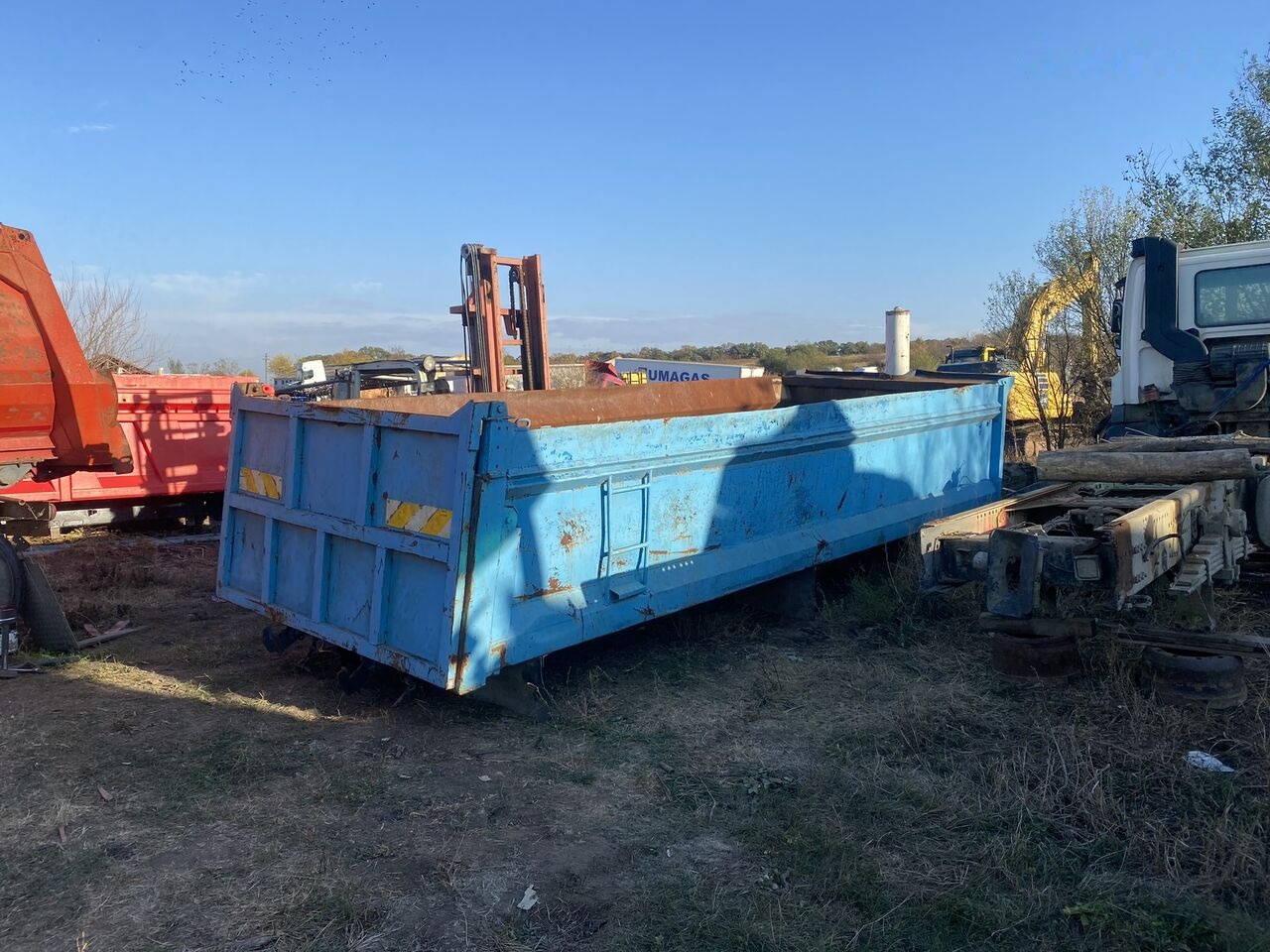 Hyva bena originala DAF 8x4 cu semisasiu si cilindru basculare - Promenjivo telo istovarivača: slika 2 Hyva bena originala DAF 8x4 cu semisasiu si cilindru basculare - Promenjivo telo istovarivača: slika 2